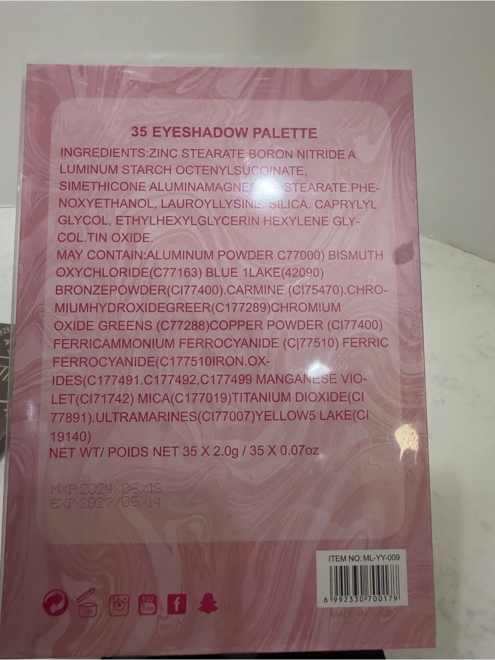 Hello Kitty Pink and Gold Eyeshadow Palette